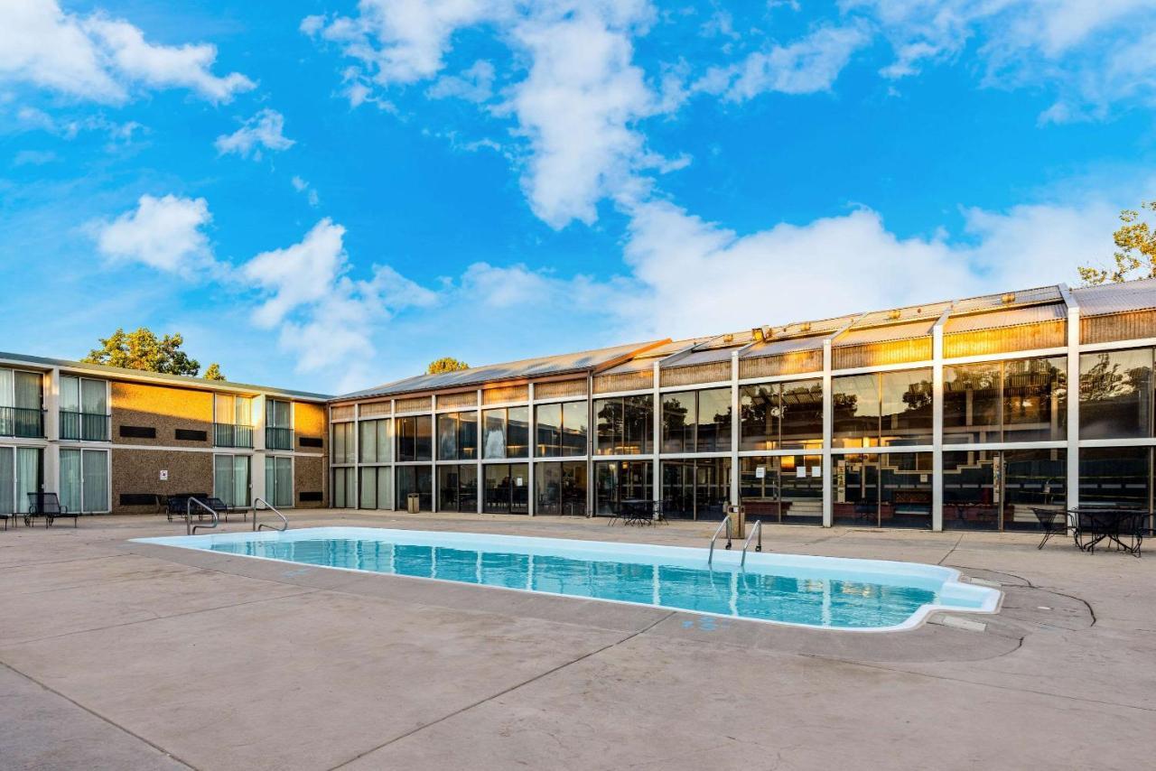 Suburban Studios Canon City Exterior foto